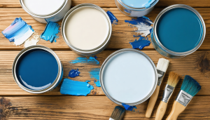 choisissez la peinture idéale pour vos travaux maison: mate, brillante, acrylique ou alkyde. conseils par pièce, finitions, rendu et entretien durable.